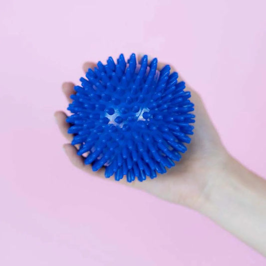 Kõva nagadega massaažipall "LS" - 10 cm - Pilt 3